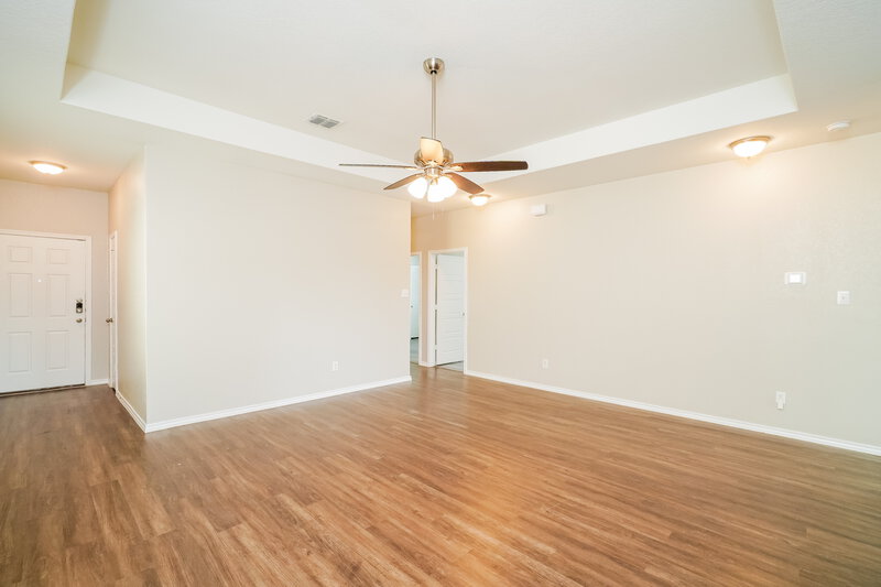 1,820/Mo, 7234 Birch Stage San Antonio, TX 78244 Living Room View 2