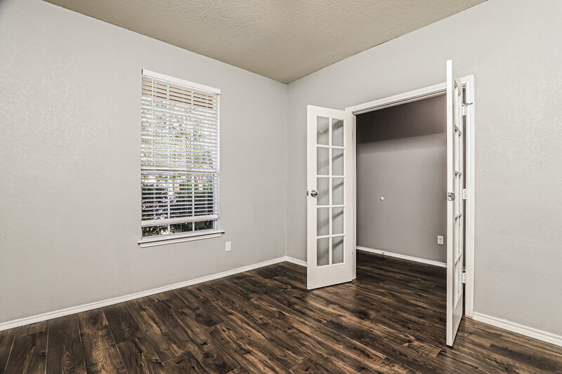 1,905/Mo, 7606 Paraiso Point Boerne, TX 78015 Office View