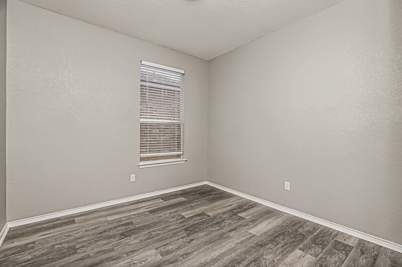 1,905/Mo, 7606 Paraiso Point Boerne, TX 78015 Bedroom View