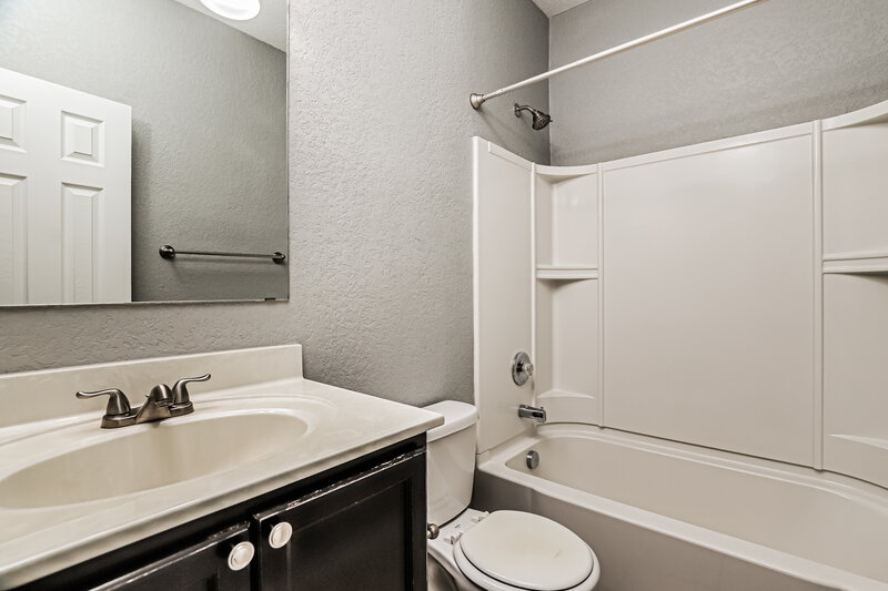 1,905/Mo, 7606 Paraiso Point Boerne, TX 78015 Bathroom View