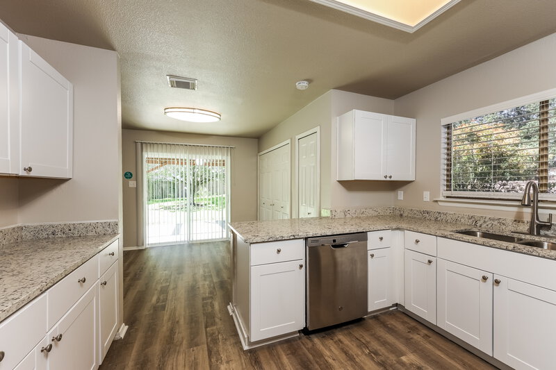 1,815/Mo, 8003 Coco Meadow Dr Converse, TX 78109 Kitchen View