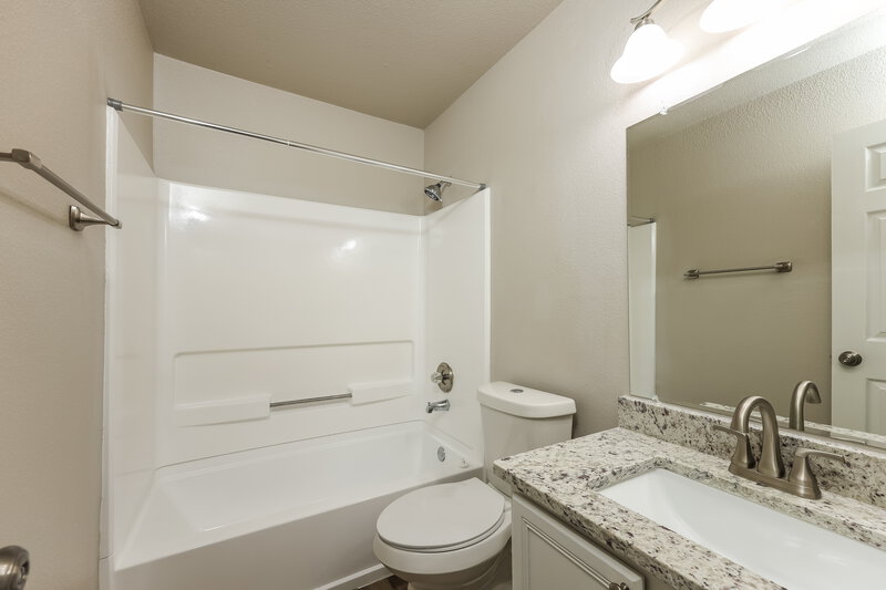 1,815/Mo, 8003 Coco Meadow Dr Converse, TX 78109 Bathroom View