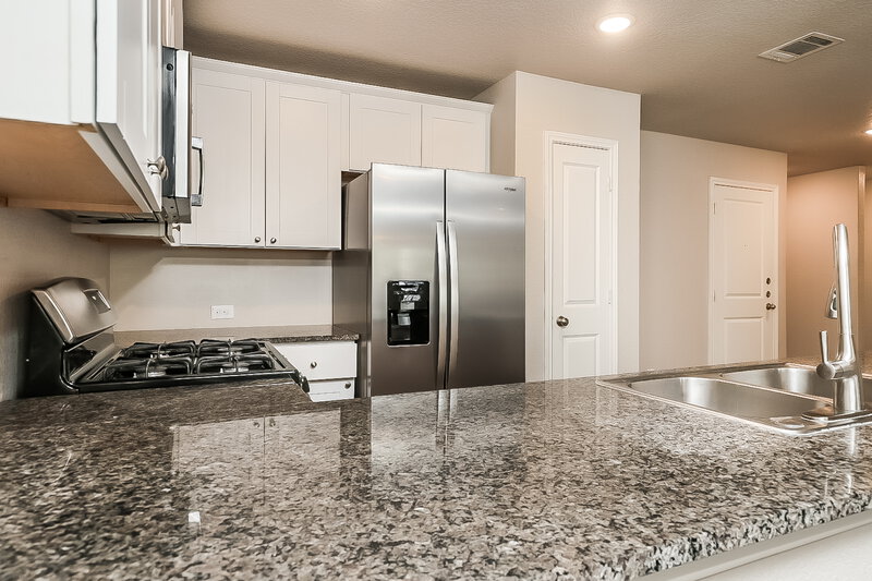 1,700/Mo, 1227 Lora Robbins San Antonio, TX 78245 Kitchen View 3