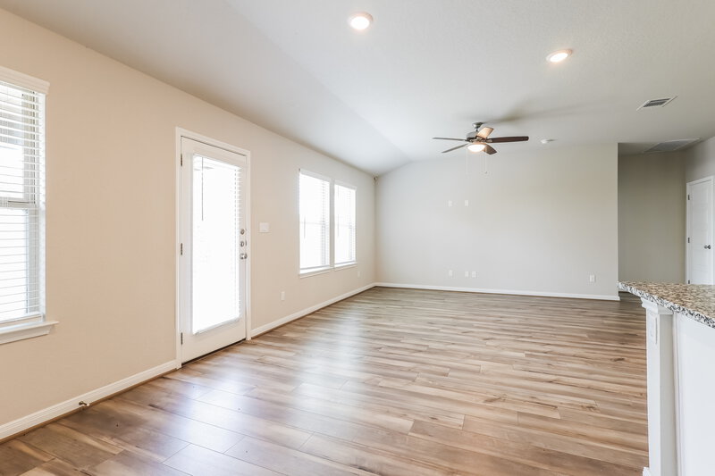 1,905/Mo, 512 Shelton Pass Cibolo, TX 78108 Dining Room View