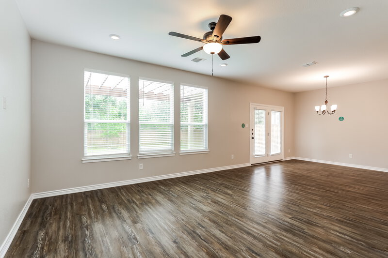 1,875/Mo, 8107 Broussard San Antonio, TX 78253 Living Room View