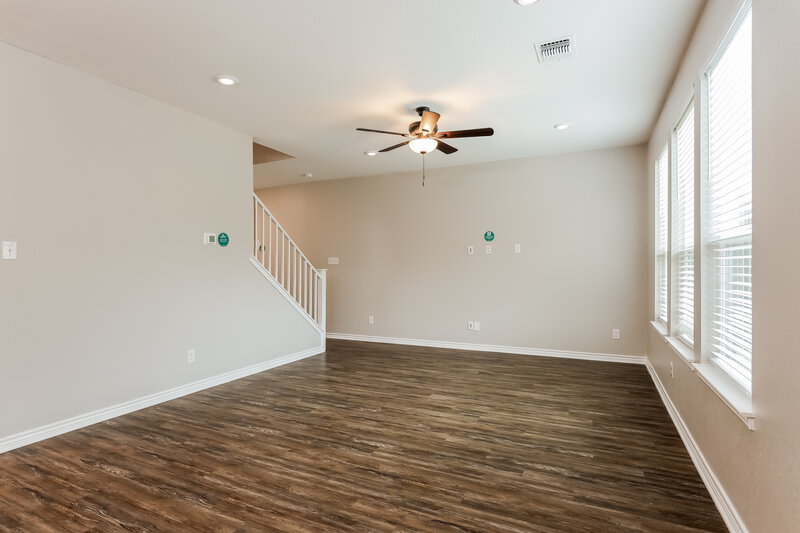 1,875/Mo, 8107 Broussard San Antonio, TX 78253 Living Room View 2