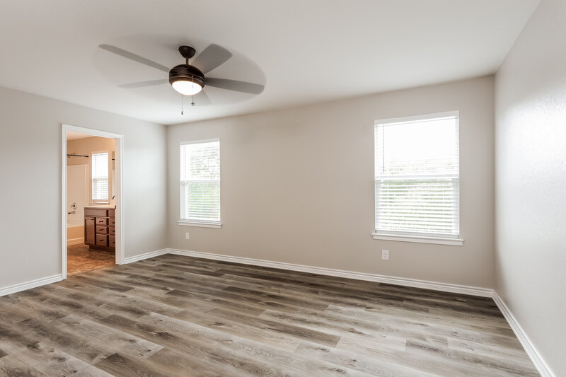 1,875/Mo, 8107 Broussard San Antonio, TX 78253 Main Bedroom View