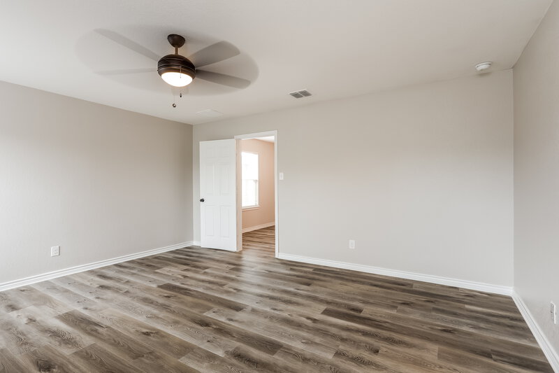 1,875/Mo, 8107 Broussard San Antonio, TX 78253 Main Bedroom View 2