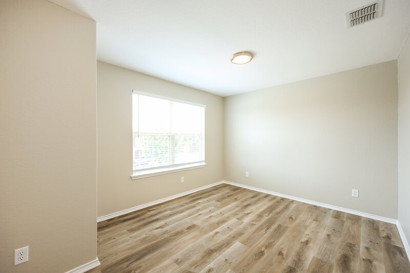 2,010/Mo, 9719 Belmore Cove San Antonio, TX 78245 Office View