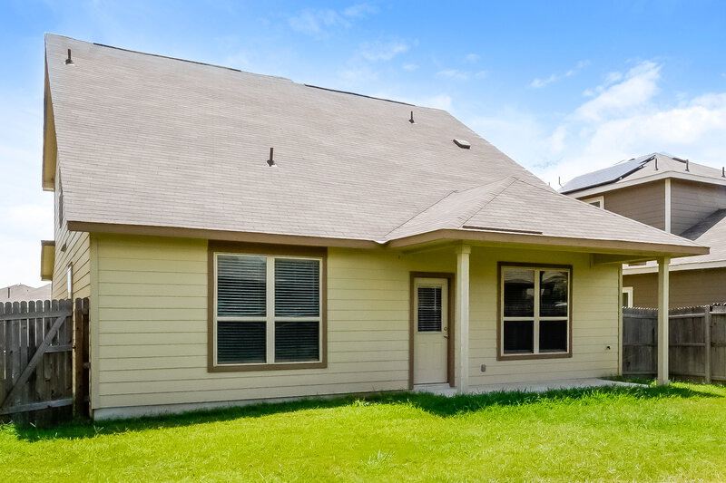 2,040/Mo, 9719 Belmore Cove San Antonio, TX 78245 Rear View