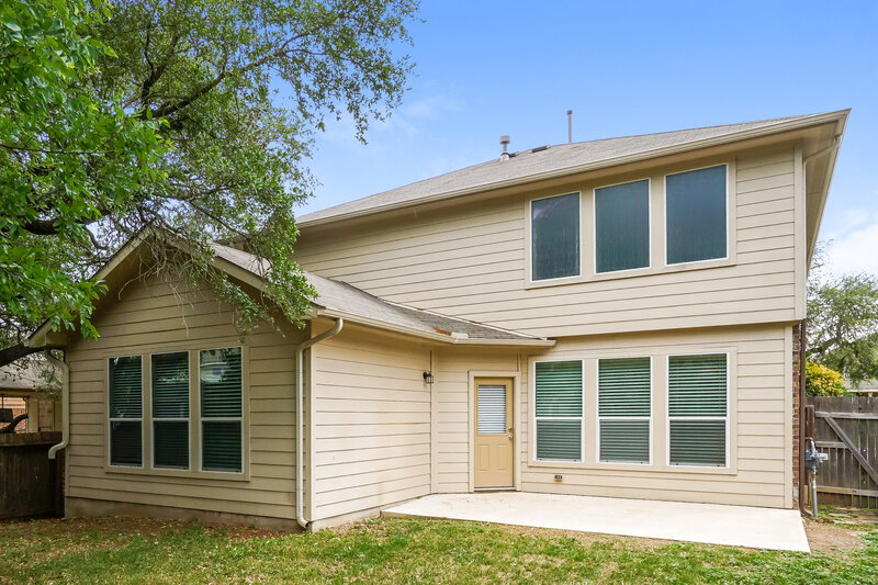 2,210/Mo, 14011 Bella Donna San Antonio, TX 78253 Rear View