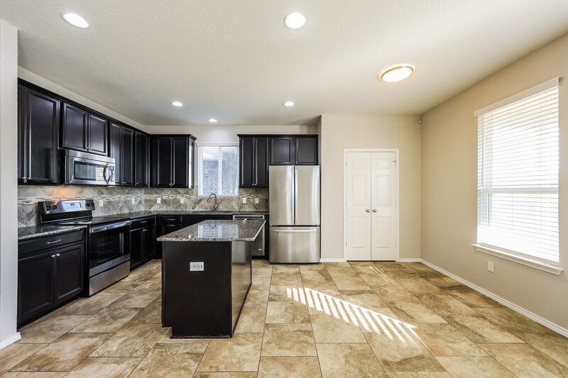 2,145/Mo, 11910 Silent Cyn San Antonio, TX 78254 Kitchen View