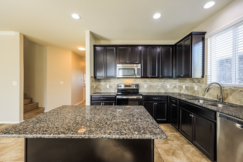 2,145/Mo, 11910 Silent Cyn San Antonio, TX 78254 Kitchen View 2