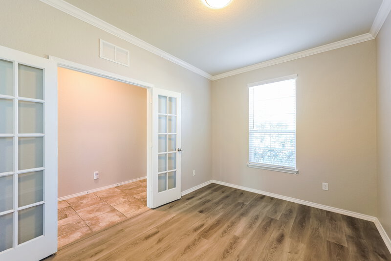 2,145/Mo, 11910 Silent Cyn San Antonio, TX 78254 Office View