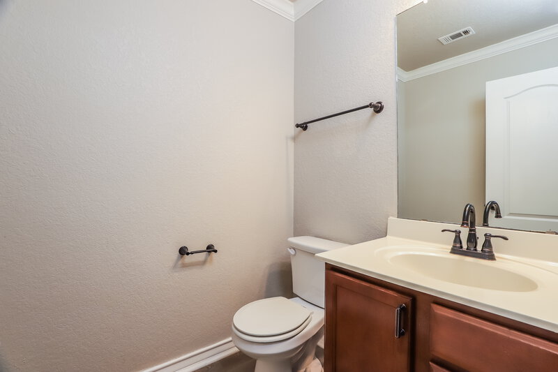 1,700/Mo, 7727 Heavenly Arbor San Antonio, TX 78254 Bathroom View