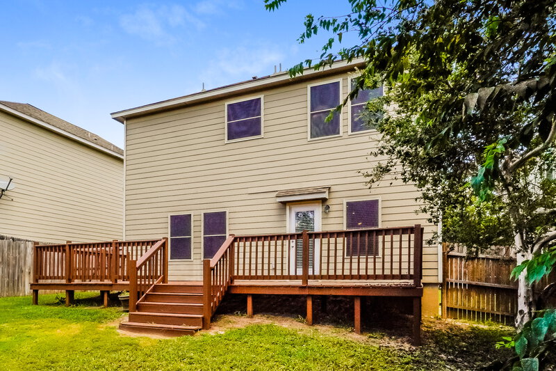 2,070/Mo, 419 Tequila Rnch San Antonio, TX 78245 Rear View