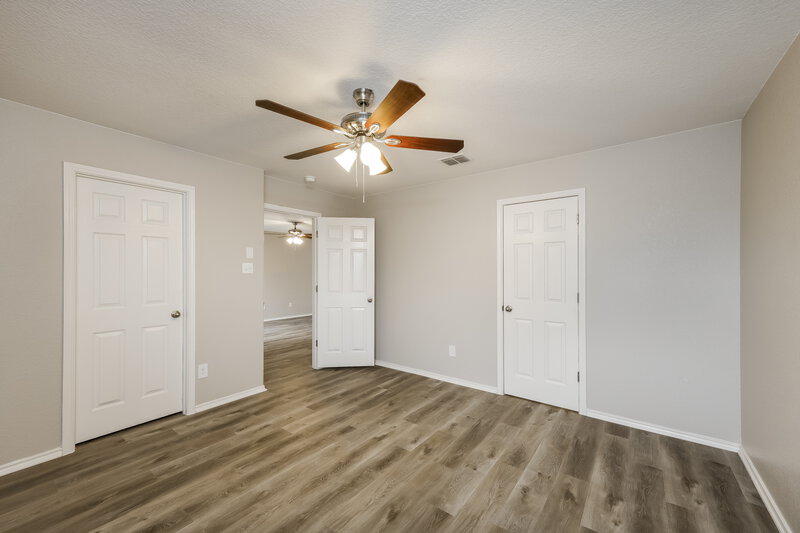 1,740/Mo, 2742 Moon Rock Converse, TX 78109 Main Bedroom View