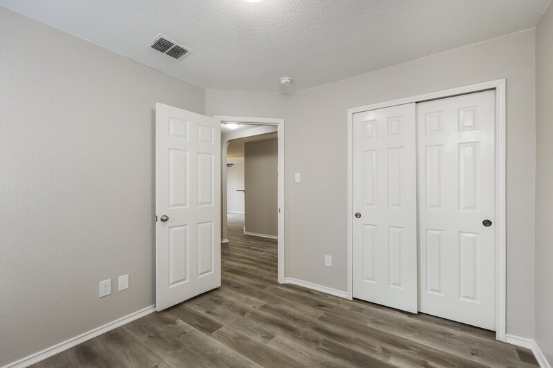 1,740/Mo, 2742 Moon Rock Converse, TX 78109 Bedroom View 3