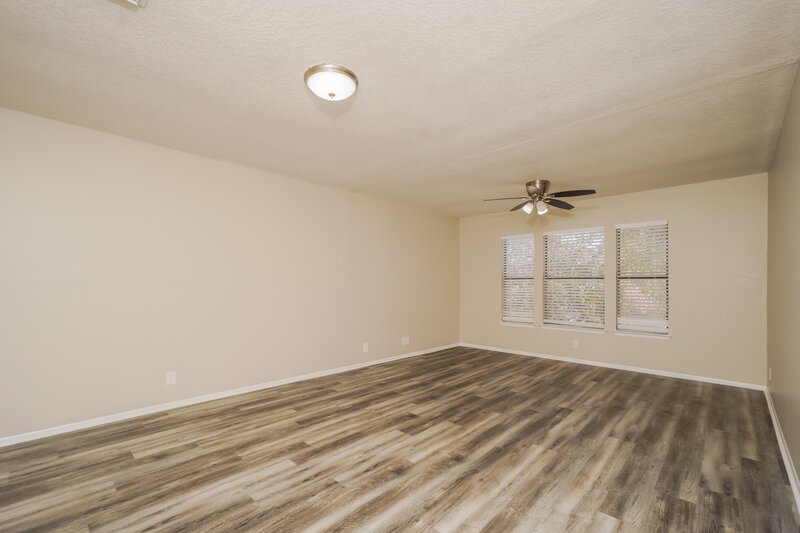 1,635/Mo, 4122 Sunrise Cove Dr San Antonio, TX 78244 Main Bedroom View 2