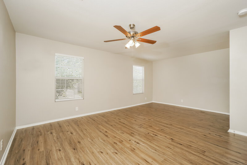 1,555/Mo, 223 Mallow Grv San Antonio, TX 78253 Main Bedroom View