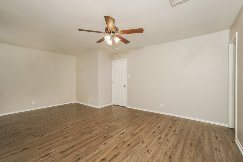 1,555/Mo, 223 Mallow Grv San Antonio, TX 78253 Main Bedroom View 2