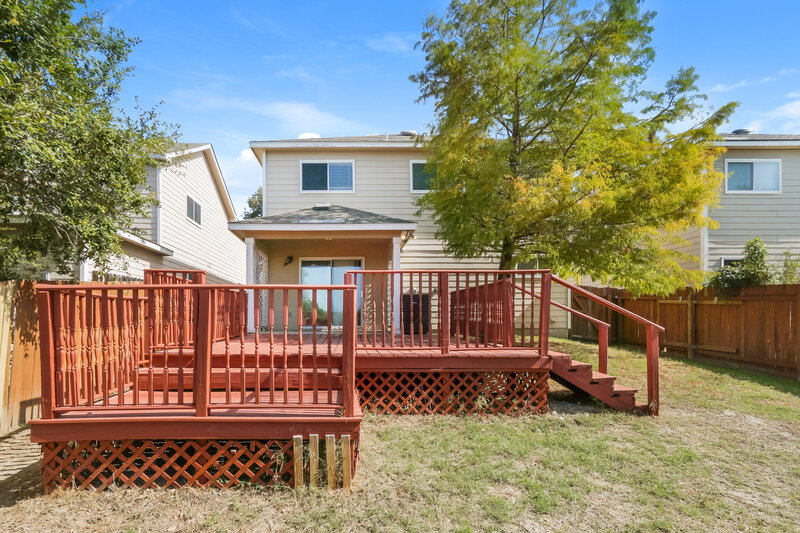 1,555/Mo, 223 Mallow Grv San Antonio, TX 78253 Rear View