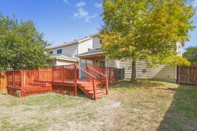 1,555/Mo, 223 Mallow Grv San Antonio, TX 78253 Rear View 2