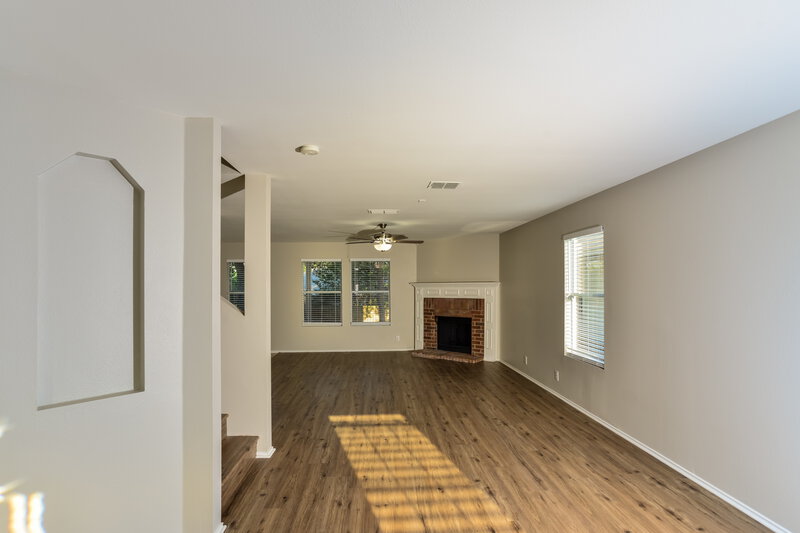 2,025/Mo, 24619 Magnolia Fls San Antonio, TX 78261 Living Room View