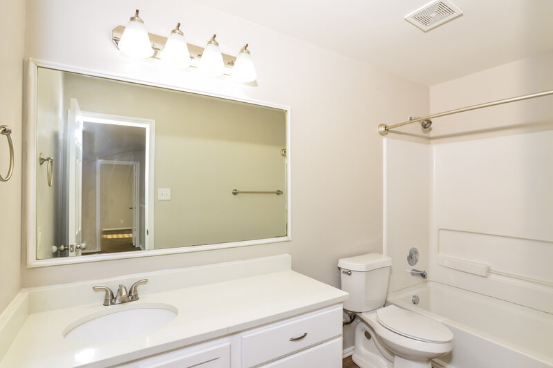 2,025/Mo, 24619 Magnolia Fls San Antonio, TX 78261 Bedroom View 3