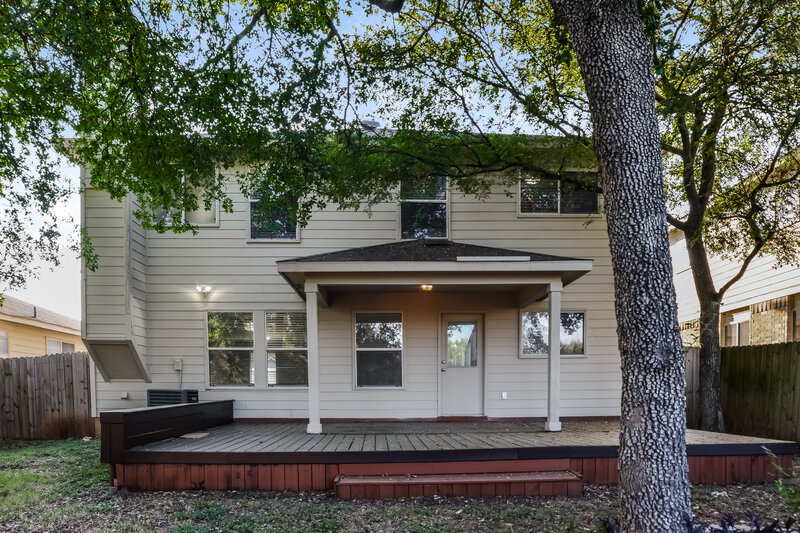 2,025/Mo, 24619 Magnolia Fls San Antonio, TX 78261 Rear View 2