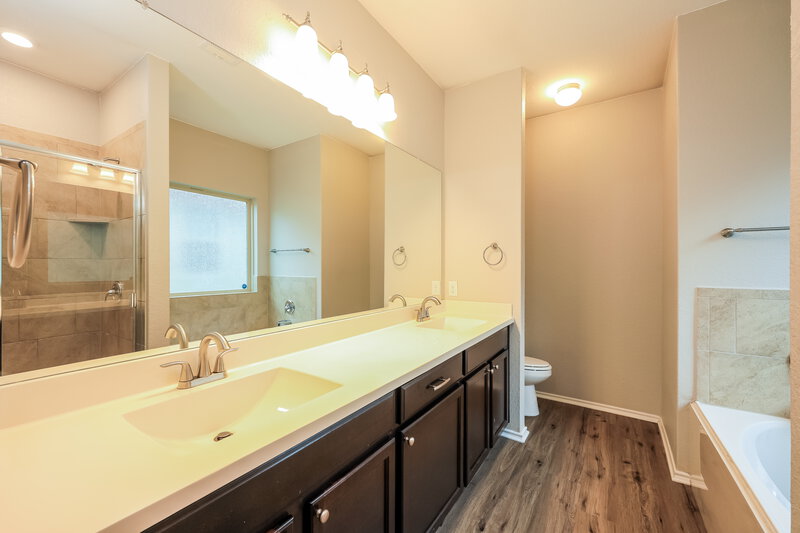 1,910/Mo, 2210 Marbach Woods San Antonio, TX 78245 Main Bathroom View