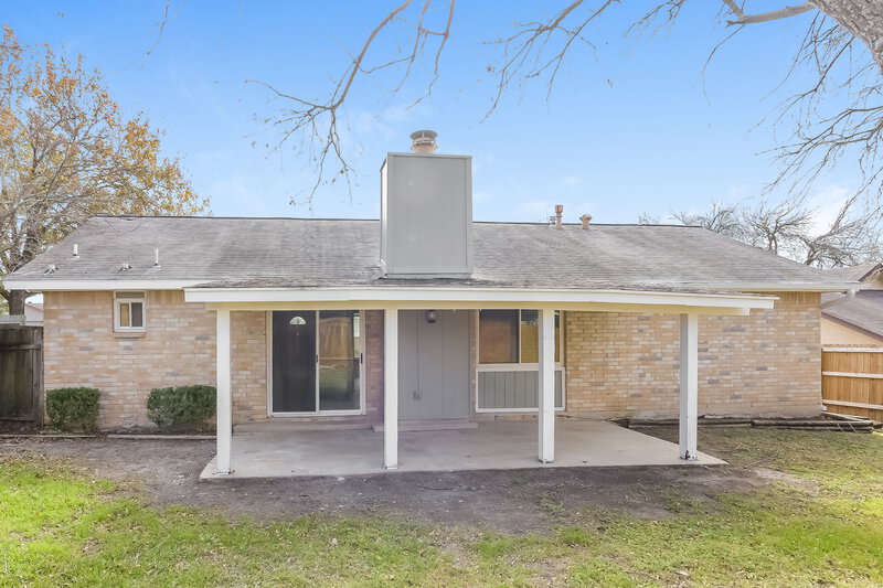 1,870/Mo, 6519 Ridge Peak Dr San Antonio, TX 78233 Rear View
