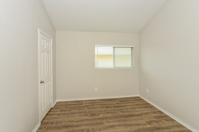 2,255/Mo, 3018 Thunder Gulch San Antonio, TX 78245 Bedroom View