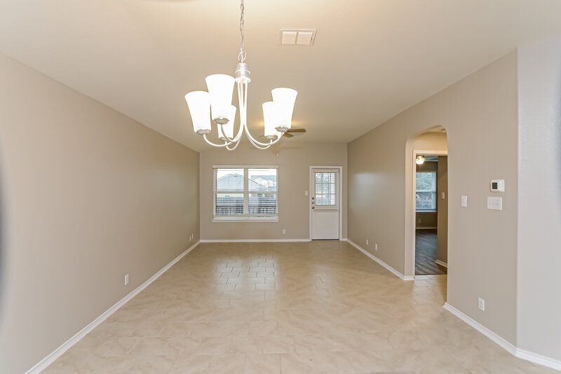 2,120/Mo, 8806 Double Oak San Antonio, TX 78254 Dining Room View