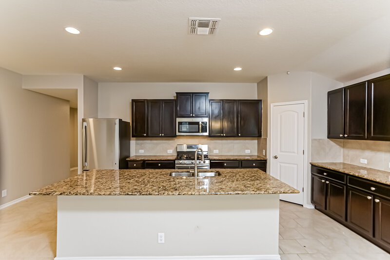 2,120/Mo, 8806 Double Oak San Antonio, TX 78254 Kitchen View