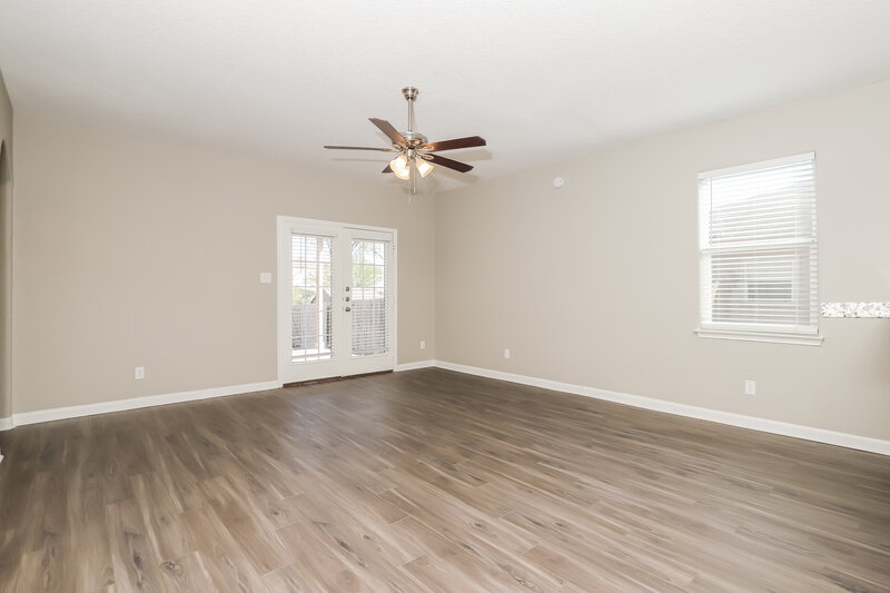 1,420/Mo, 6227 Still Mdw San Antonio, TX 78222 Living Room View