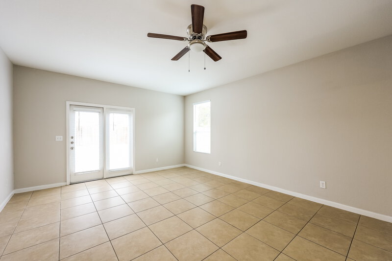 1,920/Mo, 3530 York Crst San Antonio, TX 78245 Living Room View