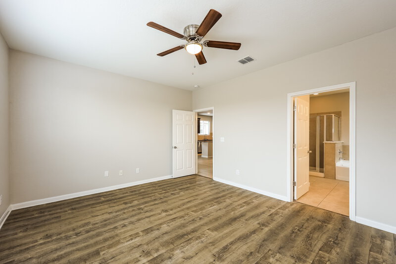 1,920/Mo, 3530 York Crst San Antonio, TX 78245 Main Bedroom View 2