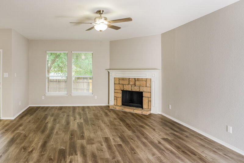 2,190/Mo, 7602 Mission Ledge Boerne, TX 78015 Living Room View