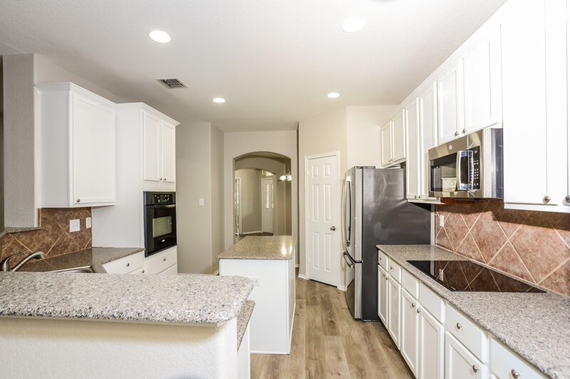 2,190/Mo, 7602 Mission Ledge Boerne, TX 78015 Kitchen View