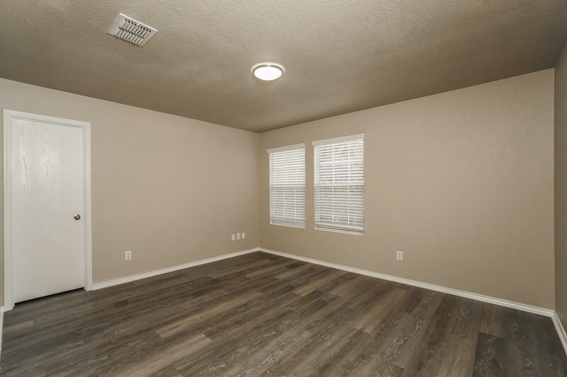 1,640/Mo, 9331 Maple Silver San Antonio, TX 78254 Bedroom View