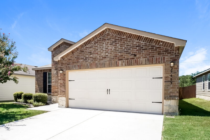 2,370/Mo, 27415 Lasso Bnd San Antonio, TX 78260 Front View
