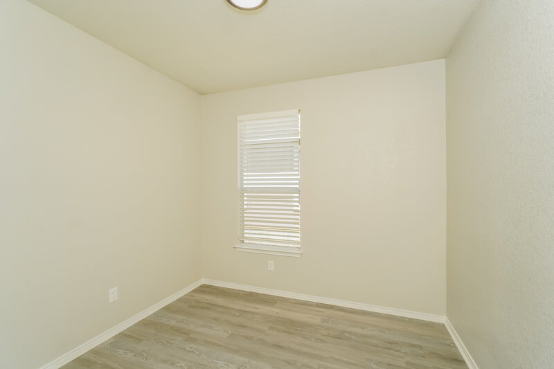 2,370/Mo, 27415 Lasso Bnd San Antonio, TX 78260 Bedroom View 2