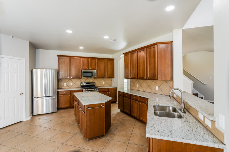 2,415/Mo, 8727 Sarasota Woods San Antonio, TX 78250 Kitchen View 2