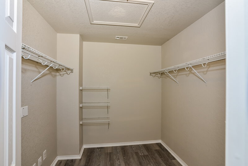 1,820/Mo, 12307 Java Wood San Antonio, TX 78254 Laundry Room View