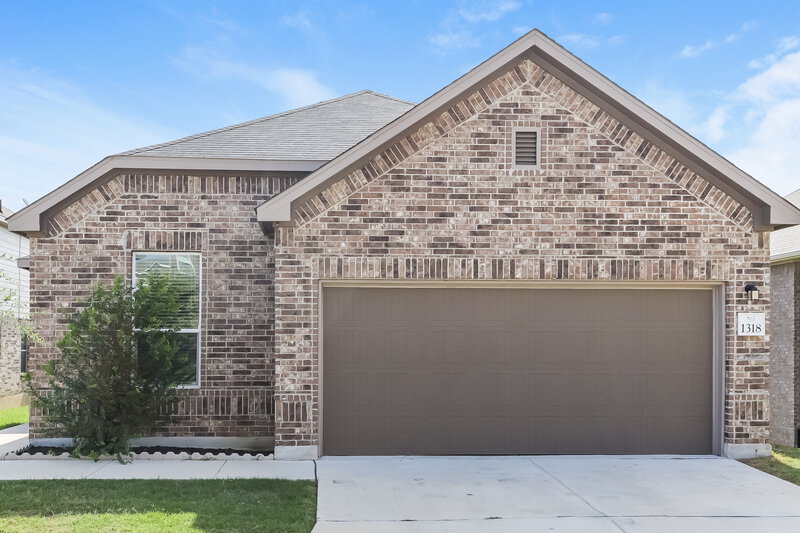 2,095/Mo, 1318 Hawk Ct San Antonio, TX 78245 External View