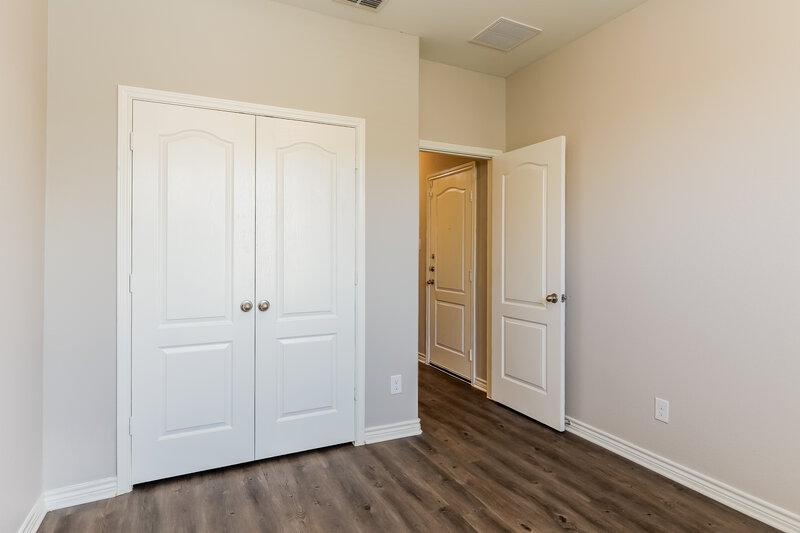 2,095/Mo, 1318 Hawk Ct San Antonio, TX 78245 Bedroom View 2