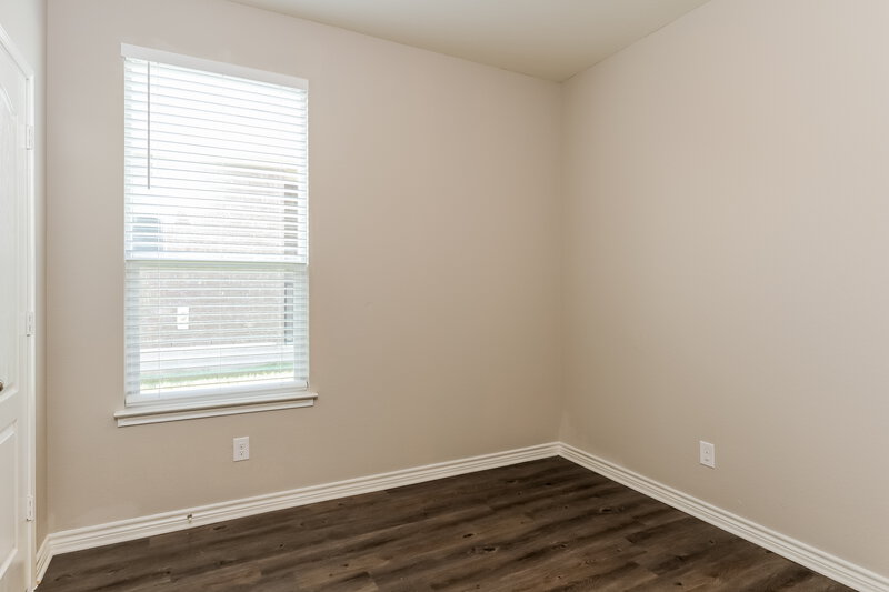 2,095/Mo, 1318 Hawk Ct San Antonio, TX 78245 Bedroom View 3