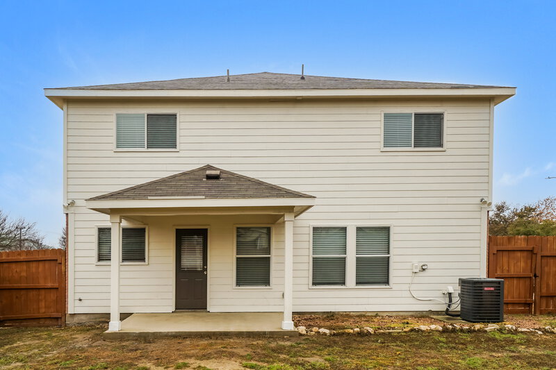 2,615/Mo, 903 Silverado Way San Antonio, TX 78260 Rear View