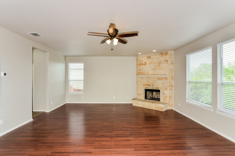 2,470/Mo, 15447 Grosbeak Pass San Antonio, TX 78253 Living Room View